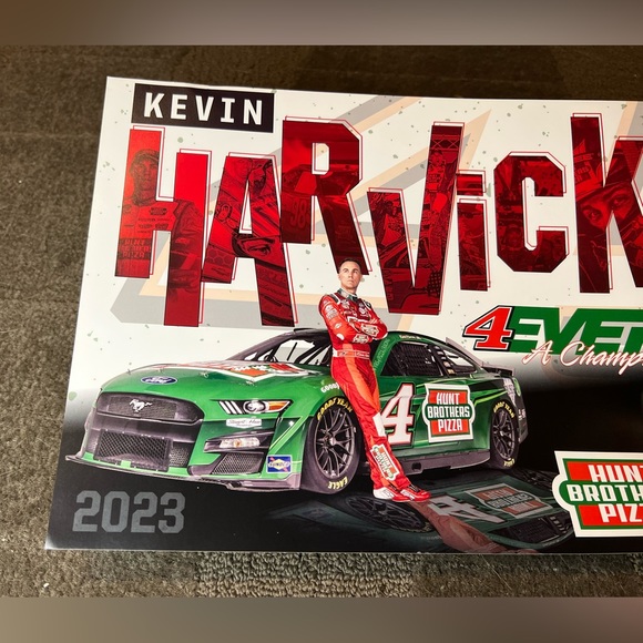 *6 for $10!* Kevin Harvick NASCAR Hero Card w/ Sticker Hunt Brothers Pizza Race - Picture 3 of 7